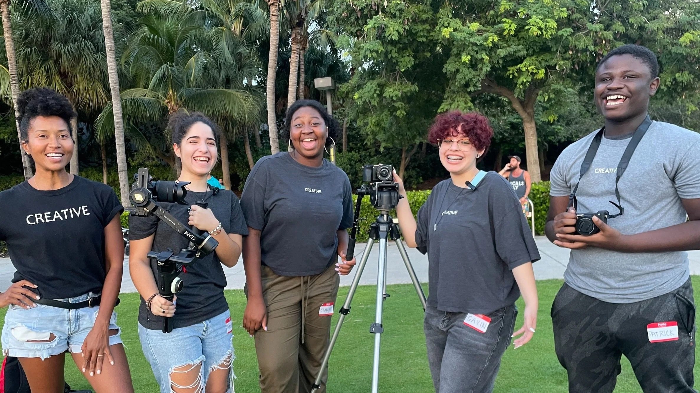 禁漫天堂首席创作人陈导专业照片